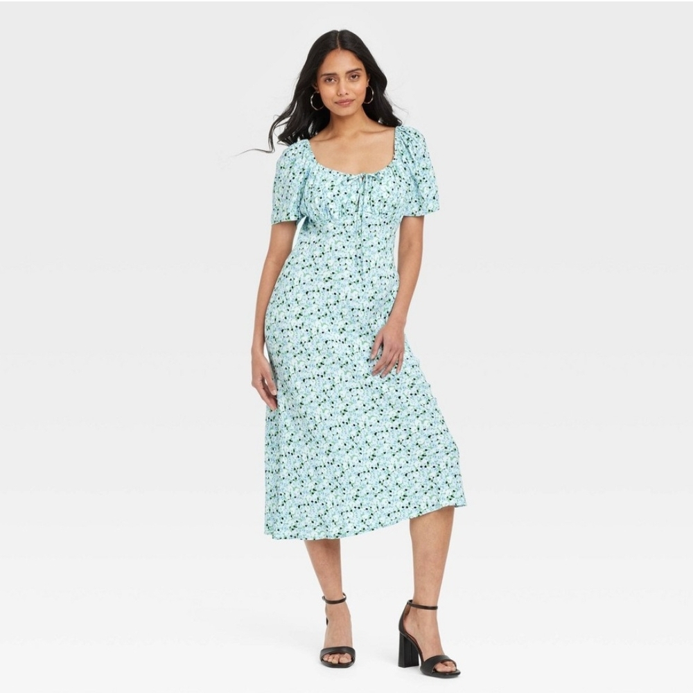 NWT a new day Light Blue Floral Midi Dress size M